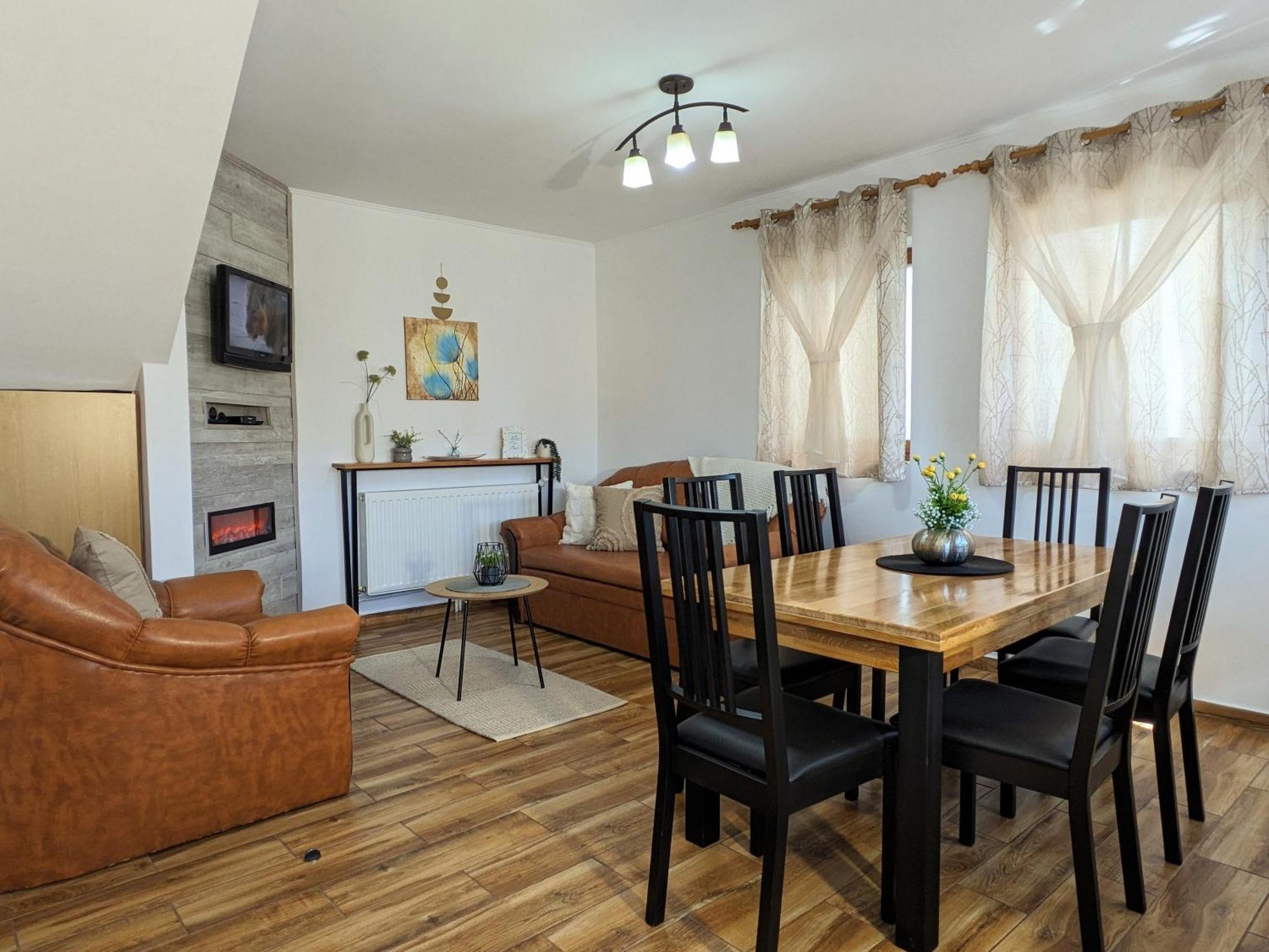 Pallos Apartments Совата Екстер'єр фото